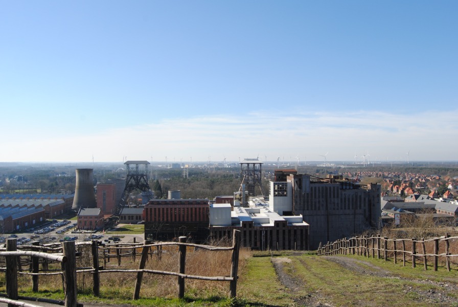 Uitzicht over be_MINE en het Mijnmuseum